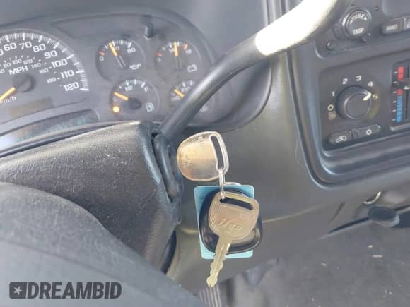 2005 GMC Sierra 1500 SLE with VIN 2GTEK13T151171069, listed as a IAAI auction lot 41803165 with 191,543 mi miles and . Bid and sale history available at DreamBid. Image 11.