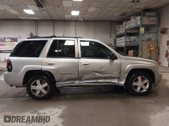 2007 Chevrolet TrailBlazer LS с VIN 1GNDT13S472137511, выставлен на аукционе IAAI как лот 42497128 с пробегом 83 712 миль миль и . История ставок и продаж доступна на DreamBid. Изображение 13.