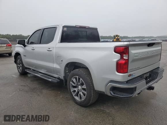 2022 Chevrolet Silverado 1500 LT with VIN 3GCUYDEDXNG129749, listed as a Copart auction lot 57417695 with 44,490 mi miles and Salvage title. Bid and sale history available at DreamBid. Image 2.