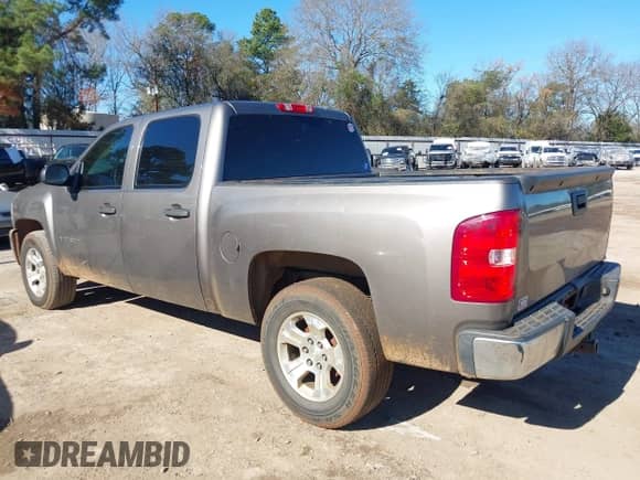 2012 Chevrolet Silverado 1500 LS z VIN 3GCPCREAXCG228826, wystawiony jako IAAI lot #41155616 z przebiegiem 223 683 mil mil oraz . Historia ofert i sprzedaży dostępna na DreamBid. Obrazek 3.
