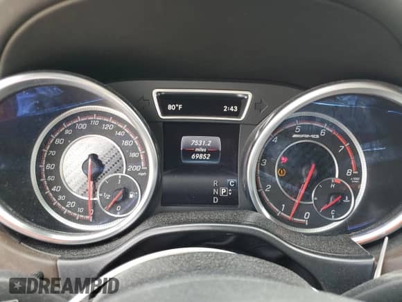 2019 Mercedes-Benz GLS 63 AMG z VIN 4JGDF7FE6KB221892, wystawiony jako Copart lot #49637525 z przebiegiem 69 852 mil mil oraz Szkoda całkowita • Salvage title. Historia ofert i sprzedaży dostępna na DreamBid. Obrazek 9.