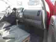 2016 Nissan Frontier S z VIN 1N6AD0EV2GN901877, wystawiony jako IAAI lot #41568562 z przebiegiem 52 529 mil mil oraz . Historia ofert i sprzedaży dostępna na DreamBid. Obrazek 5.