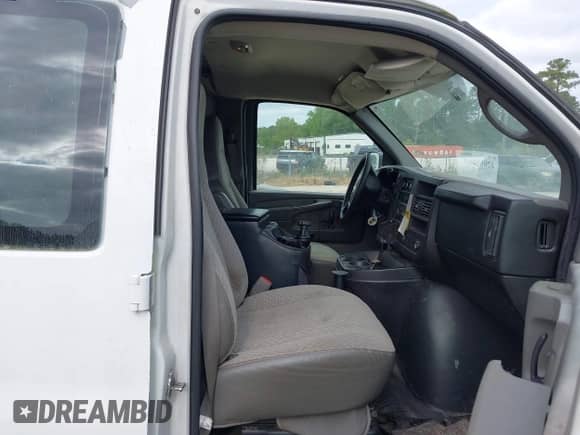 2008 Chevrolet City Express Cargo с VIN 1GCGG256481189714, выставлен на аукционе IAAI как лот 42088663 с пробегом 181 103 миль миль и . История ставок и продаж доступна на DreamBid. Изображение 5.
