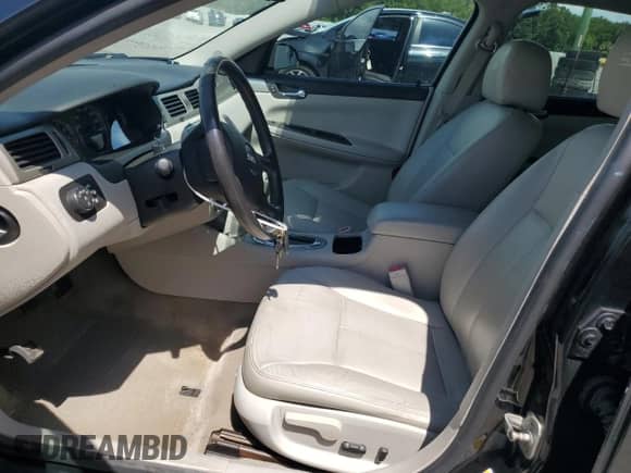 2007 Chevrolet Impala SS z VIN 2G1WD58C779414010, wystawiony jako Copart lot #63372085 z przebiegiem 113 229 mil mil oraz Nie do naprawy • Non repairable. Historia ofert i sprzedaży dostępna na DreamBid. Obrazek 7.