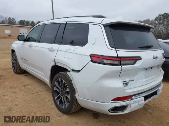 2023 Jeep Grand Cherokee Overland with VIN 1C4RJKDT9P8107466, listed as a IAAI auction lot 41428743 with 34,317 mi miles and . Bid and sale history available at DreamBid. Image 3.