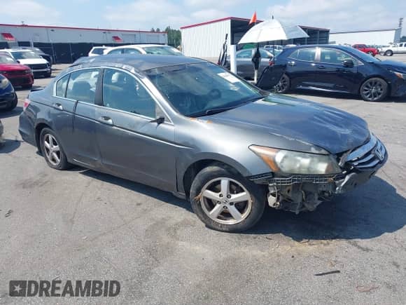 2011 Honda Accord LX z VIN 1HGCP2F36BA135794, wystawiony jako IAAI lot #42868559 z przebiegiem 270 592 mil mil oraz . Historia ofert i sprzedaży dostępna na DreamBid. Obrazek 1.
