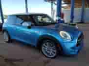 2018 MINI Hardtop Cooper S с VIN WMWXP7C58J2A47907, выставлен на аукционе Copart как лот 86537865 с пробегом 51 324 миль миль и Списание • Salvage title. История ставок и продаж доступна на DreamBid. Изображение 4.
