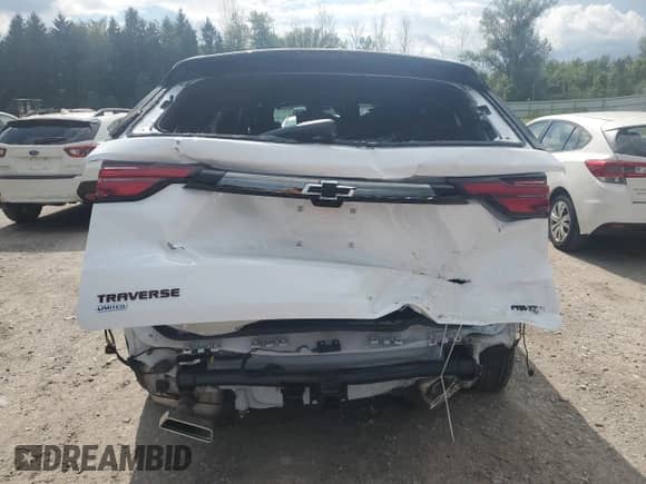 2024 Chevrolet Traverse with VIN 1GNETZKW3RJ136687, listed as a Copart auction lot 66215054 with 3,830 mi miles and Salvage title. Bid and sale history available at DreamBid. Image 6.