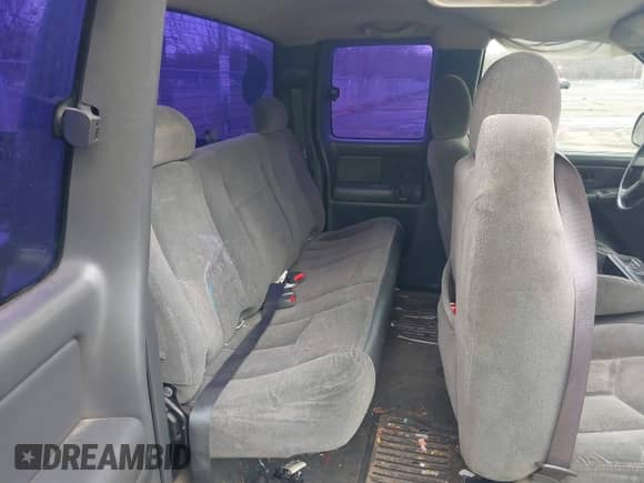 2005 Chevrolet Silverado 1500 Work Truck with VIN 1GCEK19V55Z101185, listed as a IAAI auction lot 41551172 with 289,918 mi miles and . Bid and sale history available at DreamBid. Image 8.