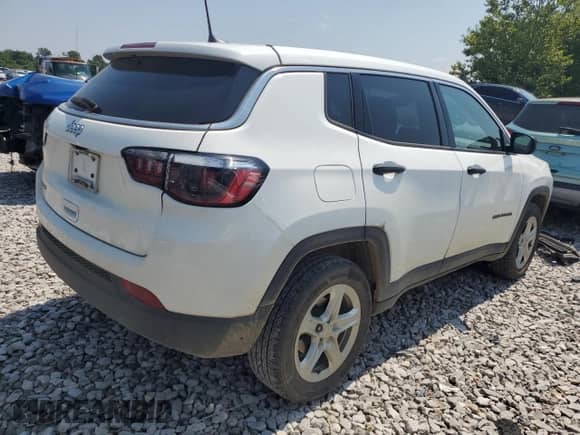2023 Jeep Compass Sport with VIN 3C4NJDAN2PT528592, listed as a Copart auction lot 64280364 with 21,758 mi miles and Salvage title. Bid and sale history available at DreamBid. Image 3.
