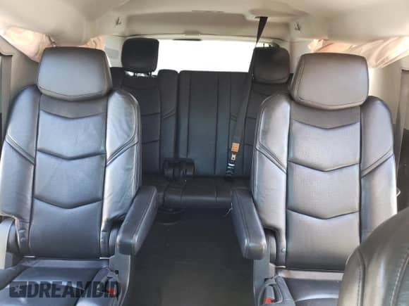 2018 Cadillac Escalade ESV Luxury с VIN 1GYS3HKJ4JR269064, выставлен на аукционе Copart как лот 87855935 с пробегом 203 494 миль миль и Списание • Salvage title. История ставок и продаж доступна на DreamBid. Изображение 10.