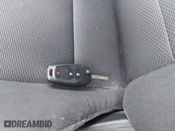 2018 Chevrolet Cruze LT with VIN 3G1BE6SM3JS649338, listed as a IAAI auction lot 42636914 with 113,195 mi miles and . Bid and sale history available at DreamBid. Image 11.