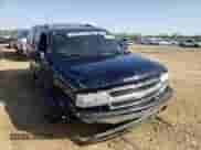 2000 Chevrolet Suburban LT z VIN 3GNEC16TXYG166447, wystawiony jako Copart lot #43292602 z przebiegiem 258 929 mil mil oraz Szkoda całkowita • Salvage title. Historia ofert i sprzedaży dostępna na DreamBid. Obrazek 1.