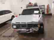 1990 Nissan Frontier с VIN 1N6SD11S7LC401368, выставлен на аукционе IAAI как лот 42300878 с пробегом 169 592 миль миль и . История ставок и продаж доступна на DreamBid. Изображение 12.