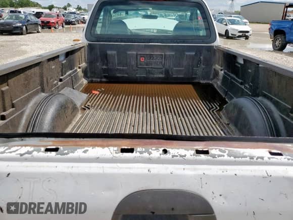 2003 Ford F-150 XL с VIN 1FTRF17WX3NA39532, выставлен на аукционе Copart как лот 84034235 с пробегом Не указан миль и Чистый • Clean title. История ставок и продаж доступна на DreamBid. Изображение 10.