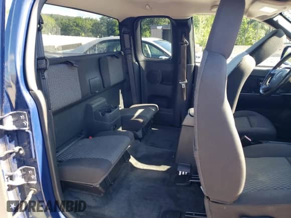 2012 Chevrolet Colorado 1LT с VIN 1GCJTCF99C8134823, выставлен на аукционе Copart как лот 70559835 с пробегом 121 962 миль миль и Чистый • Clean title. История ставок и продаж доступна на DreamBid. Изображение 10.