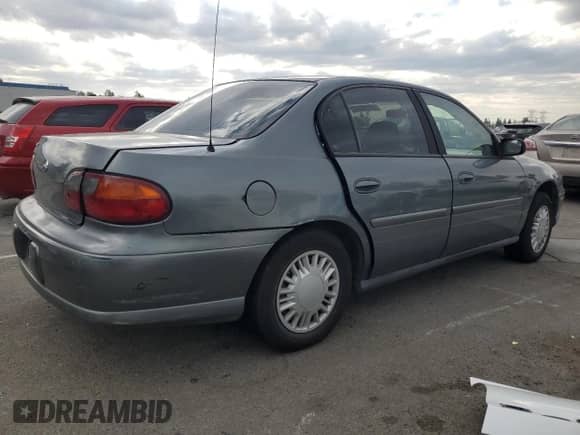 2005 Chevrolet Malibu Classic z VIN 1G1ND52FX5M181612, wystawiony jako Copart lot #85498165 z przebiegiem 139 062 mil mil oraz Szkoda całkowita • Salvage title. Historia ofert i sprzedaży dostępna na DreamBid. Obrazek 3.