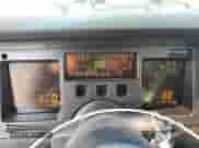 1989 Chevrolet Corvette с VIN 1G1YY2182K5116228, выставлен на аукционе Copart как лот 73640664 с пробегом 87 188 миль миль и Чистый • Clean title. История ставок и продаж доступна на DreamBid. Изображение 9.