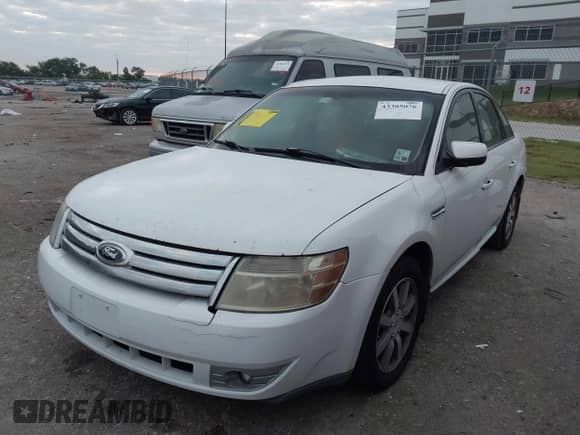 2008 Ford Taurus SEL with VIN 1FAHP24W38G174100, listed as a IAAI auction lot 43305076 with 268,976 mi miles and . Bid and sale history available at DreamBid. Image 2.