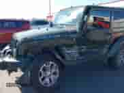 2015 Jeep Wrangler Rubicon Hard Rock z VIN 1C4BJWCGXFL771669, wystawiony jako IAAI lot #42057423 z przebiegiem 36 996 mil mil oraz . Historia ofert i sprzedaży dostępna na DreamBid. Obrazek 6.