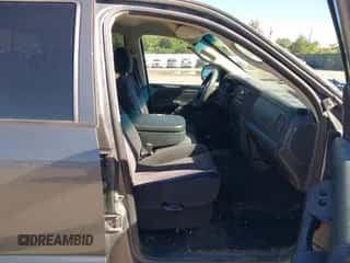 2004 Dodge 1500 SLT с VIN 1D7HU18N14S724857, выставлен на аукционе IAAI как лот 43403068 с пробегом 229 518 миль миль и . История ставок и продаж доступна на DreamBid. Изображение 5.