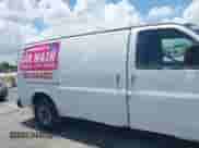2007 Chevrolet Express Cargo z VIN 1GCGG25V071186234, wystawiony jako IAAI lot #42680616 z przebiegiem 358 942 mil mil oraz . Historia ofert i sprzedaży dostępna na DreamBid. Obrazek 12.