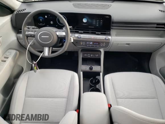 2025 Hyundai Kona SEL Convenience с VIN KM8HCCAB7SU214891, выставлен на аукционе Copart как лот 88854045 с пробегом 1 660 миль миль и Списание • Salvage title. История ставок и продаж доступна на DreamBid. Изображение 8.