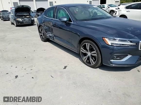 2020 Volvo S60 Inscription с VIN 7JRA22TL4LG064281, выставлен на аукционе Copart как лот 71665155 с пробегом 65 304 миль миль и Списание • Salvage title. История ставок и продаж доступна на DreamBid. Изображение 13.