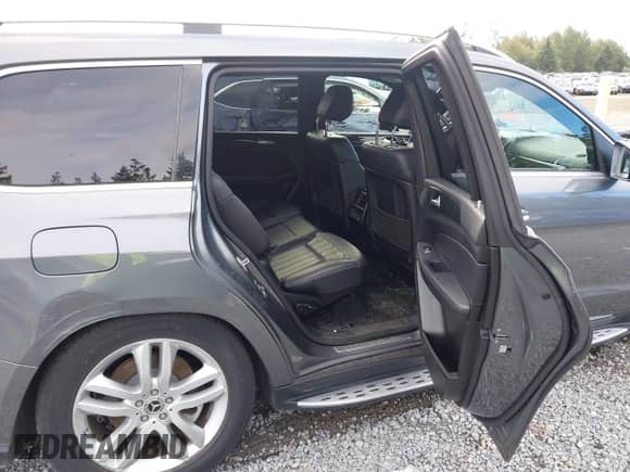 2017 Mercedes-Benz GLS 450 с VIN 4JGDF6EE0HA954224, выставлен на аукционе IAAI как лот 42930838 с пробегом 84 851 миль миль и . История ставок и продаж доступна на DreamBid. Изображение 8.