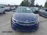 2016 Kia Optima EX z VIN 5XXGU4L3XGG016151, wystawiony jako IAAI lot #43487469 z przebiegiem 63 881 mil mil oraz . Historia ofert i sprzedaży dostępna na DreamBid. Obrazek 12.