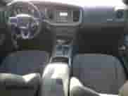 2016 Dodge Charger SXT z VIN 2C3CDXHG5GH355221, wystawiony jako Copart lot #90283645 z przebiegiem 133 086 mil mil oraz Czysty tytuł • Clean title. Historia ofert i sprzedaży dostępna na DreamBid. Obrazek 8.