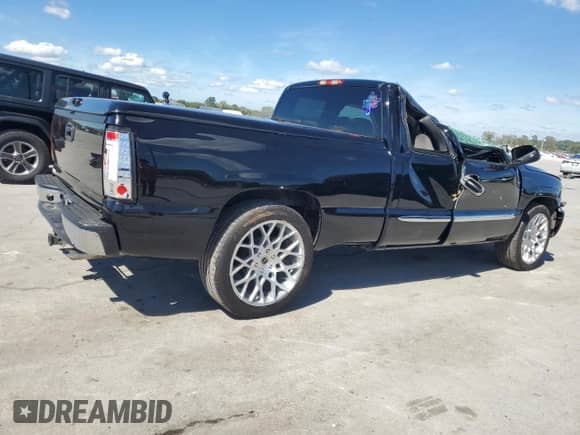 2005 GMC Sierra 1500 SLE с VIN 1GTEC19T85Z122852, выставлен на аукционе Copart как лот 81964455 с пробегом 214 106 миль миль и Списание • Salvage title. История ставок и продаж доступна на DreamBid. Изображение 3.