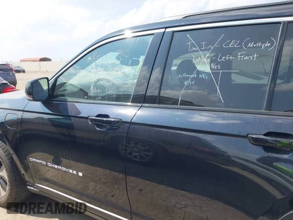 2024 Jeep Grand Cherokee с VIN 1C4RJYB68RC125277, выставлен на аукционе IAAI как лот 43534215 с пробегом 60 520 миль миль и . История ставок и продаж доступна на DreamBid. Изображение 18.