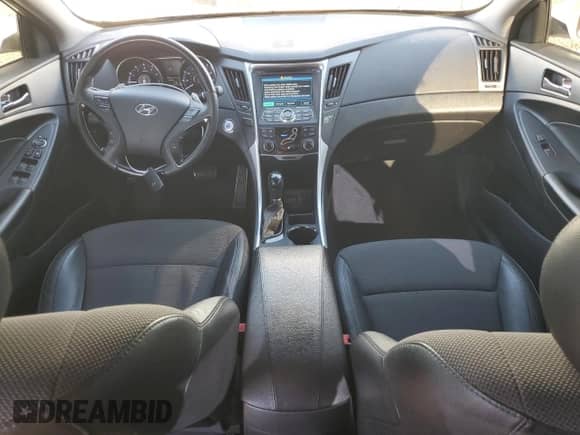 2013 Hyundai Sonata SE с VIN 5NPEC4AB2DH665172, выставлен на аукционе Copart как лот 84601705 с пробегом 169 087 миль миль и Списание • Salvage title. История ставок и продаж доступна на DreamBid. Изображение 8.