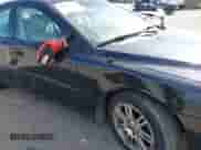 2007 Volvo S60 2.5L Turbo с VIN YV1RH592372603101, выставлен на аукционе IAAI как лот 43392715 с пробегом 186 806 миль миль и . История ставок и продаж доступна на DreamBid. Изображение 12.