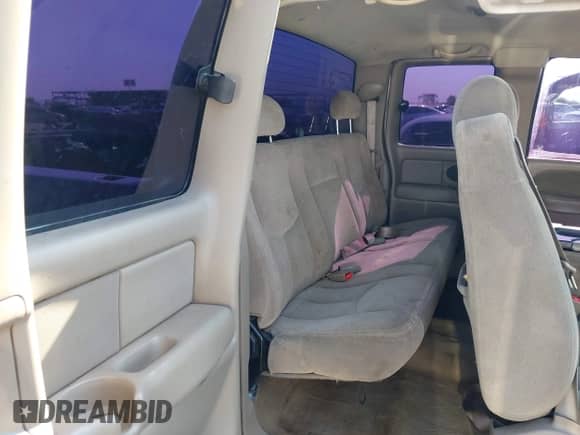 2003 GMC Sierra 1500 SLE with VIN 2GTEC19T731162460, listed as a IAAI auction lot 43045083 with 231,579 mi miles and . Bid and sale history available at DreamBid. Image 8.