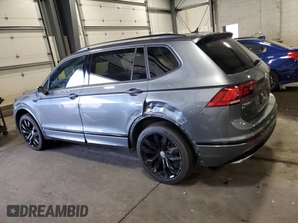 2020 Volkswagen Tiguan SE с VIN 3VV2B7AX6LM070841, выставлен на аукционе Copart как лот 70700615 с пробегом 56 249 миль миль и Списание • Salvage title. История ставок и продаж доступна на DreamBid. Изображение 2.