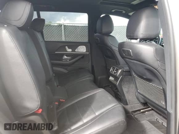 2020 Mercedes-Benz GLS 450 z VIN 4JGFF5KE4LA143767, wystawiony jako Copart lot #83983595 z przebiegiem 54 296 mil mil oraz Szkoda całkowita • Salvage title. Historia ofert i sprzedaży dostępna na DreamBid. Obrazek 11.