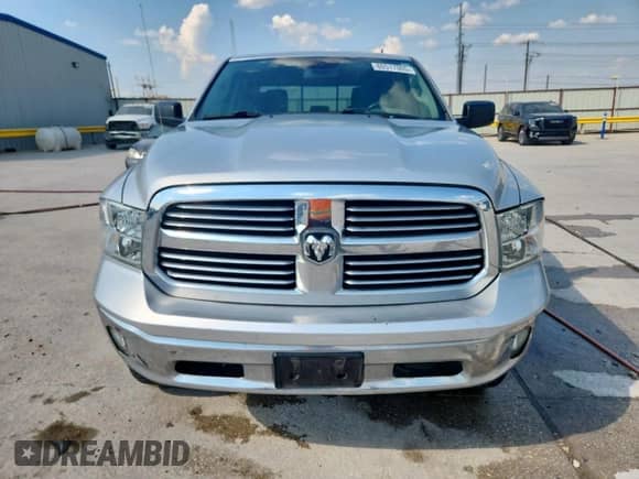 2015 Ram 1500 Lone Star z VIN 1C6RR7LM7FS707489, wystawiony jako Copart lot #80517005 z przebiegiem 161 671 mil mil oraz Szkoda całkowita • Salvage title. Historia ofert i sprzedaży dostępna na DreamBid. Obrazek 5.
