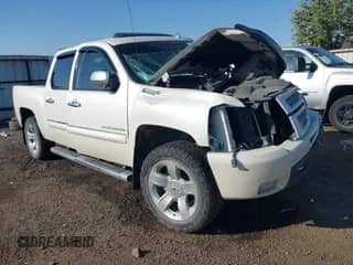 2013 Chevrolet Silverado 1500 LTZ with VIN 3GCPKTE25DG189864, listed as a IAAI auction lot 43250916 with Not provided miles and . Bid and sale history available at DreamBid. Image 1.