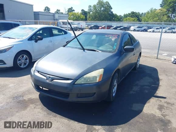 2004 Honda Accord LX with VIN 1HGCM72264A022157, listed as a IAAI auction lot 42855432 with 296,786 mi miles and . Bid and sale history available at DreamBid. Image 2.