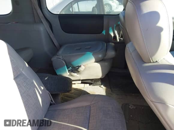 2005 Saturn Relay 2 with VIN 5GZDV03L25D260441, listed as a IAAI auction lot 41528836 with 235,522 mi miles and . Bid and sale history available at DreamBid. Image 8.