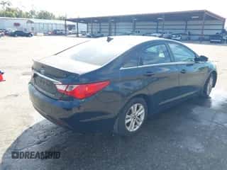 2013 Hyundai Sonata GLS with VIN 5NPEB4AC6DH735560, listed as a IAAI auction lot 43360840 with 111,509 mi miles and . Bid and sale history available at DreamBid. Image 4.