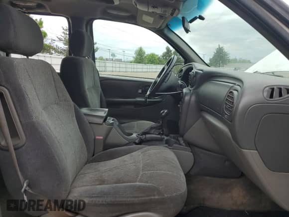 2003 Chevrolet TrailBlazer EXT LT z VIN 1GNET16S236241689, wystawiony jako Copart lot #55781825 z przebiegiem 210 651 mil mil oraz Szkoda całkowita • Salvage title. Historia ofert i sprzedaży dostępna na DreamBid. Obrazek 7.