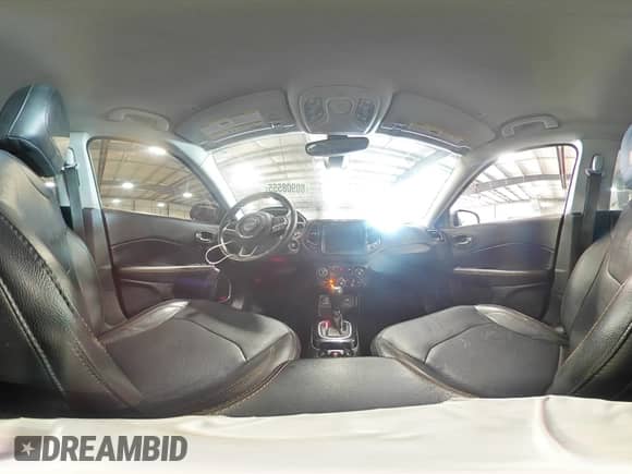 2020 Jeep Compass Limited с VIN 3C4NJCCB3LT179725, выставлен на аукционе Copart как лот 80908555 с пробегом 115 217 миль миль и Списание • Salvage title. История ставок и продаж доступна на DreamBid. Изображение 15.