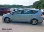 2015 Toyota Prius Two z VIN JTDZN3EU5FJ025596, wystawiony jako IAAI lot #42481144 z przebiegiem 120 939 mil mil oraz . Historia ofert i sprzedaży dostępna na DreamBid. Obrazek 14.