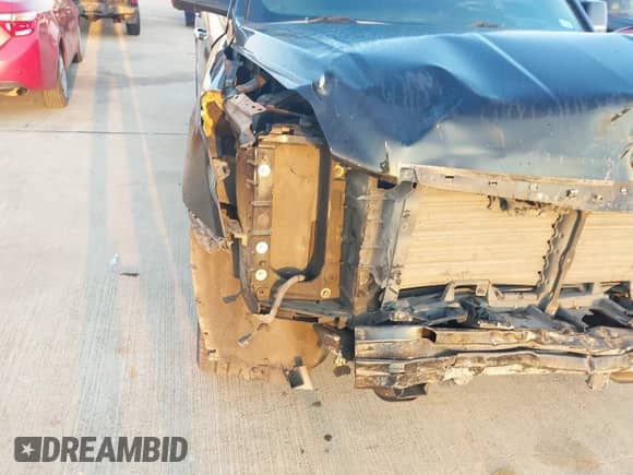 2015 Cadillac Escalade ESV Luxury с VIN 1GYS3SKJ7FR598328, выставлен на аукционе IAAI как лот 43218869 с пробегом 85 879 миль миль и . История ставок и продаж доступна на DreamBid. Изображение 17.