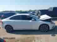 2018 Volvo S60 Dynamic с VIN YV126MFL6J2456360, выставлен на аукционе IAAI как лот 43182760 с пробегом 74 386 миль миль и . История ставок и продаж доступна на DreamBid. Изображение 13.