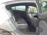 2017 Chevrolet Cruze LT z VIN 1G1BE5SMXH7215310, wystawiony jako IAAI lot #43400905 z przebiegiem 129 073 mil mil oraz . Historia ofert i sprzedaży dostępna na DreamBid. Obrazek 8.