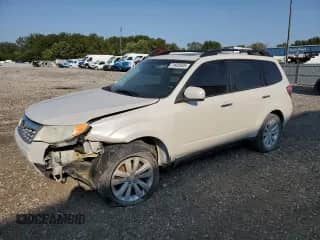 2012 Subaru Forester X Limited z VIN JF2SHBEC2CH411665, wystawiony jako Copart lot #71602505 z przebiegiem 158 584 mil mil oraz Szkoda całkowita • Salvage title. Historia ofert i sprzedaży dostępna na DreamBid. Obrazek 1.